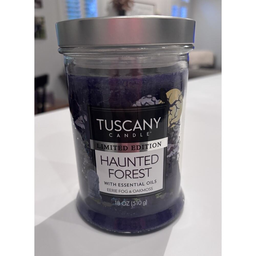 Tuscany Candle Halloween Haunted Forest 18oz Essential Oil Eerie Fog OakMoss Ltd